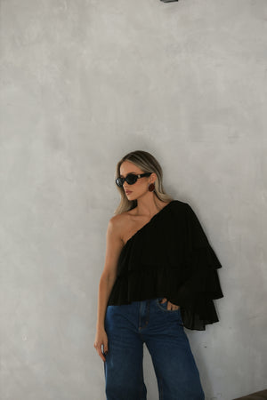 BLUSA 1 OMBRO CHIFFON TM PRETA